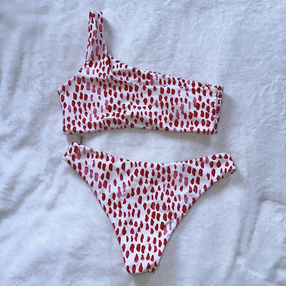 SHEIN 2 & 3 Set Bikinis - Picture 7 of 9